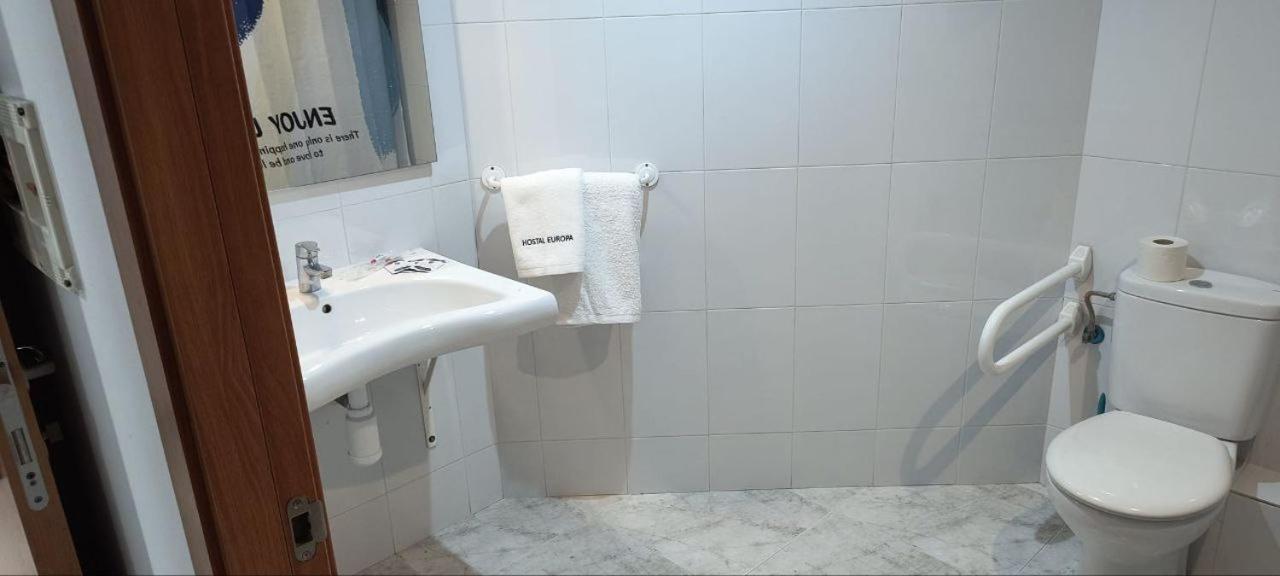 Hostal Europa 塔拉戈纳 外观 照片