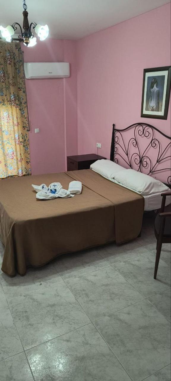 Hostal Europa 塔拉戈纳 外观 照片