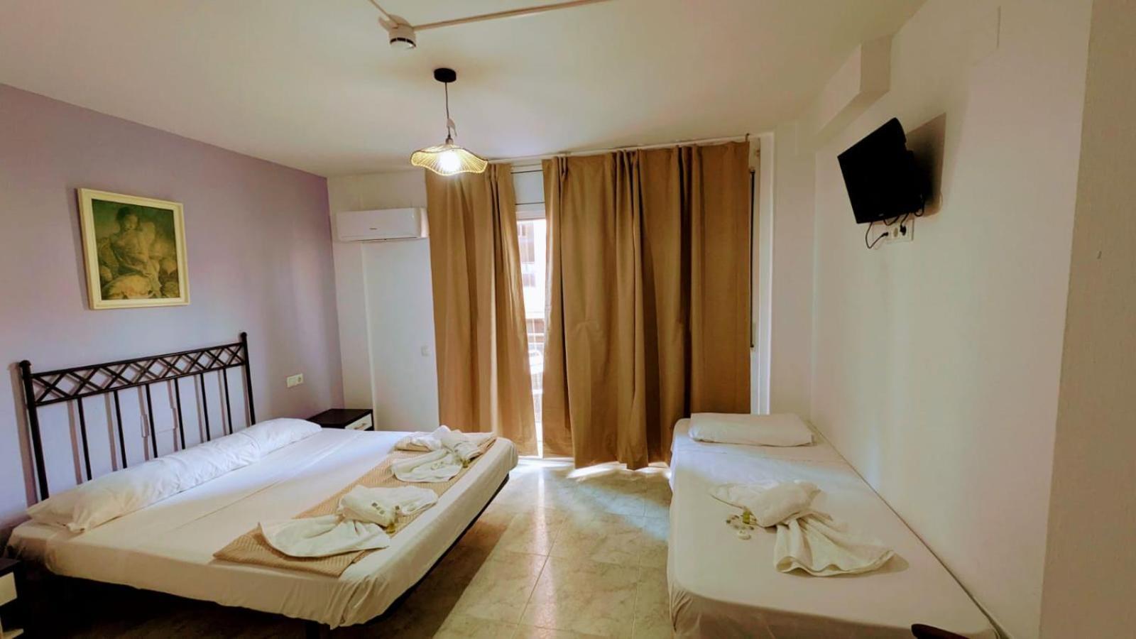 Hostal Europa 塔拉戈纳 外观 照片