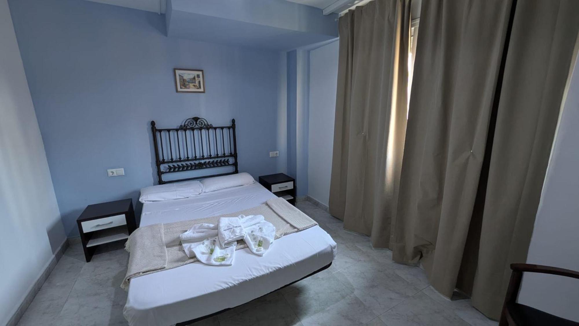 Hostal Europa 塔拉戈纳 外观 照片